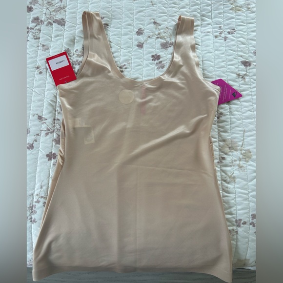 Spanx NWT Seamless Tan Shapewear Tank Top - Picture 8 of 8